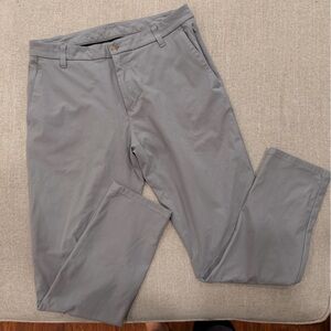 Lululemon Men’s Gray Pants Size 32 | One Belt Loop Detached
